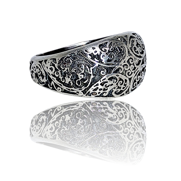 Handmade Sterling Silver Ring w/Great Detail - Picture 6 of 6